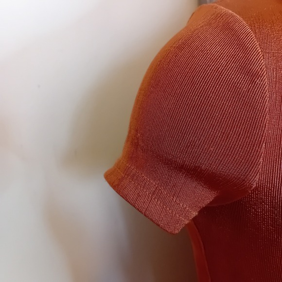 Urban Outfitters Rust Orange‎ Ribbed Mini Dress Bodycon Keyhole Short Sleeve XS - Picture 12 of 16